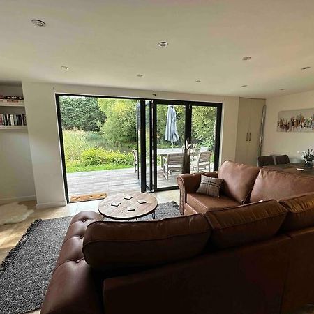 Beautiful Cabin With Pond View Steyning Exteriér fotografie